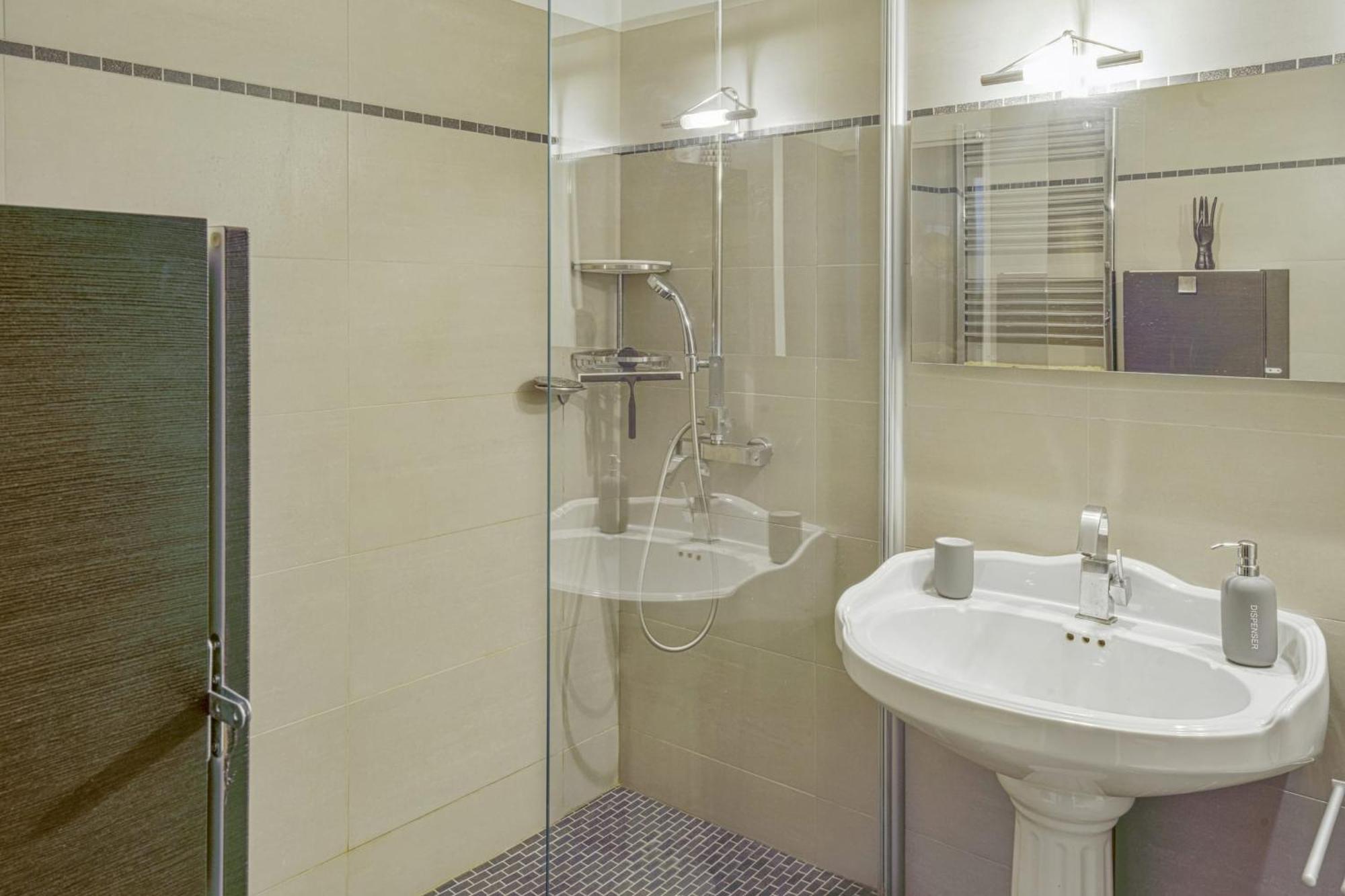 Appartement Labrouste Et Son Balcon - Welkeys Paris Bagian luar foto