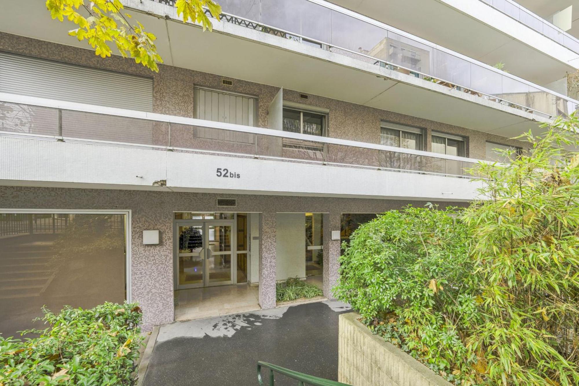 Appartement Labrouste Et Son Balcon - Welkeys Paris Bagian luar foto